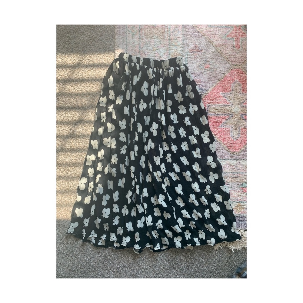 Roolee Skirt